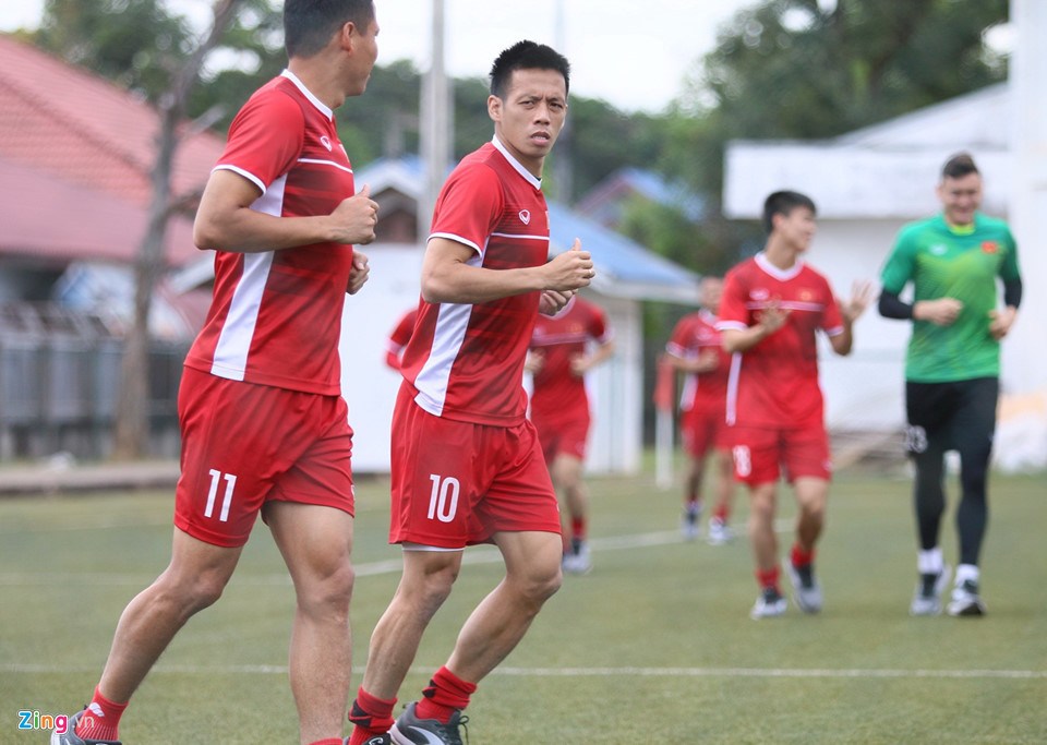 Van Quyet chan thuong, Viet Nam tro lai san tap ngay sau chien thang hinh anh 6